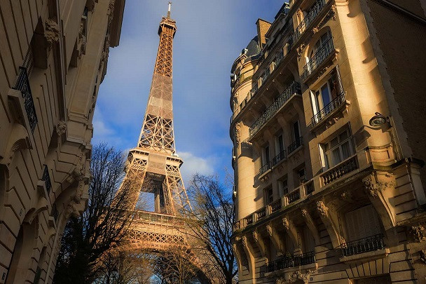 «Выпускной во Франции: Париж, Страсбург, Нормандия и Диснейленд!»
